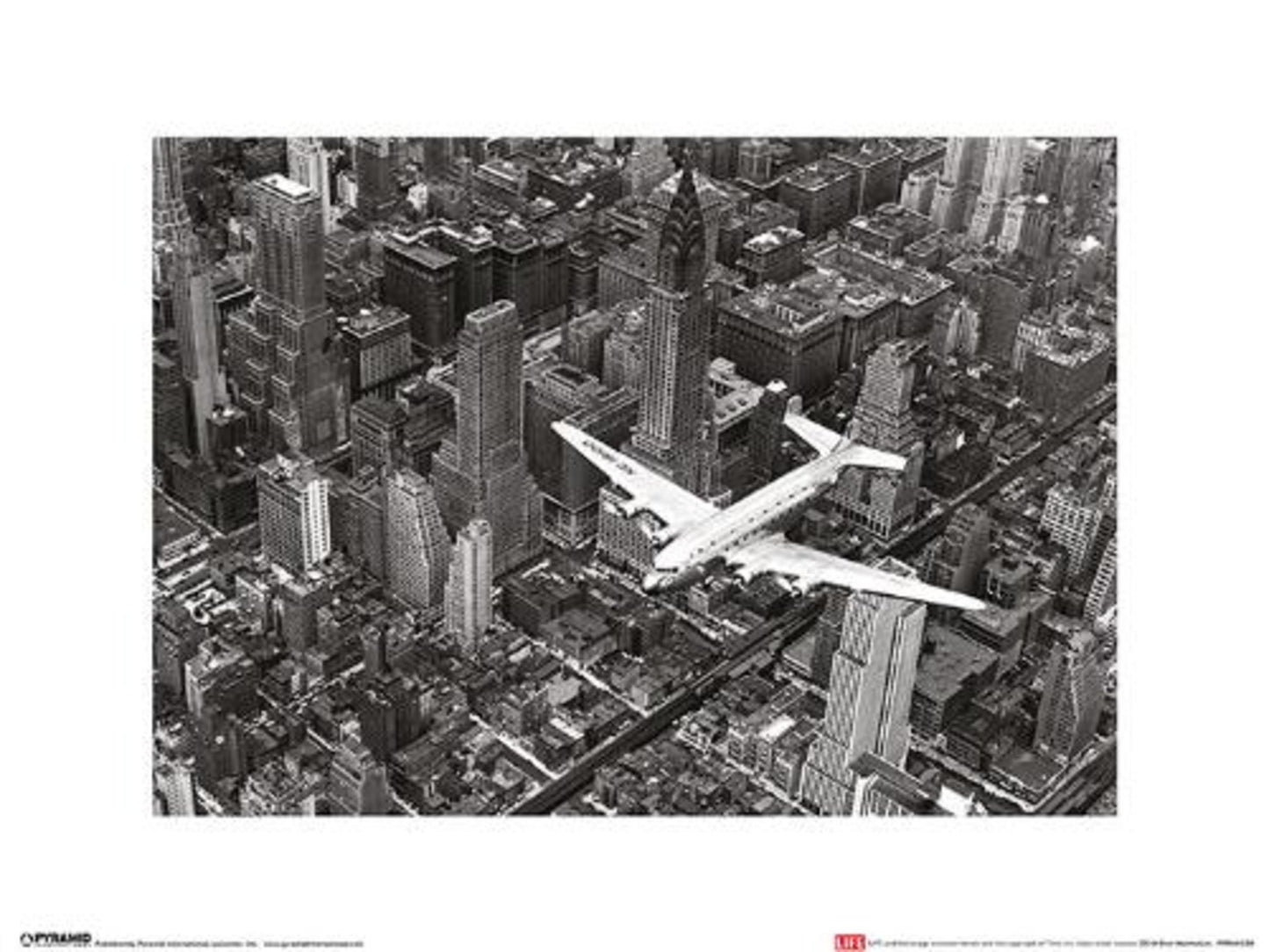 Kunstdruk Time Life - Dc-4 Over Manhattan 30x40cm