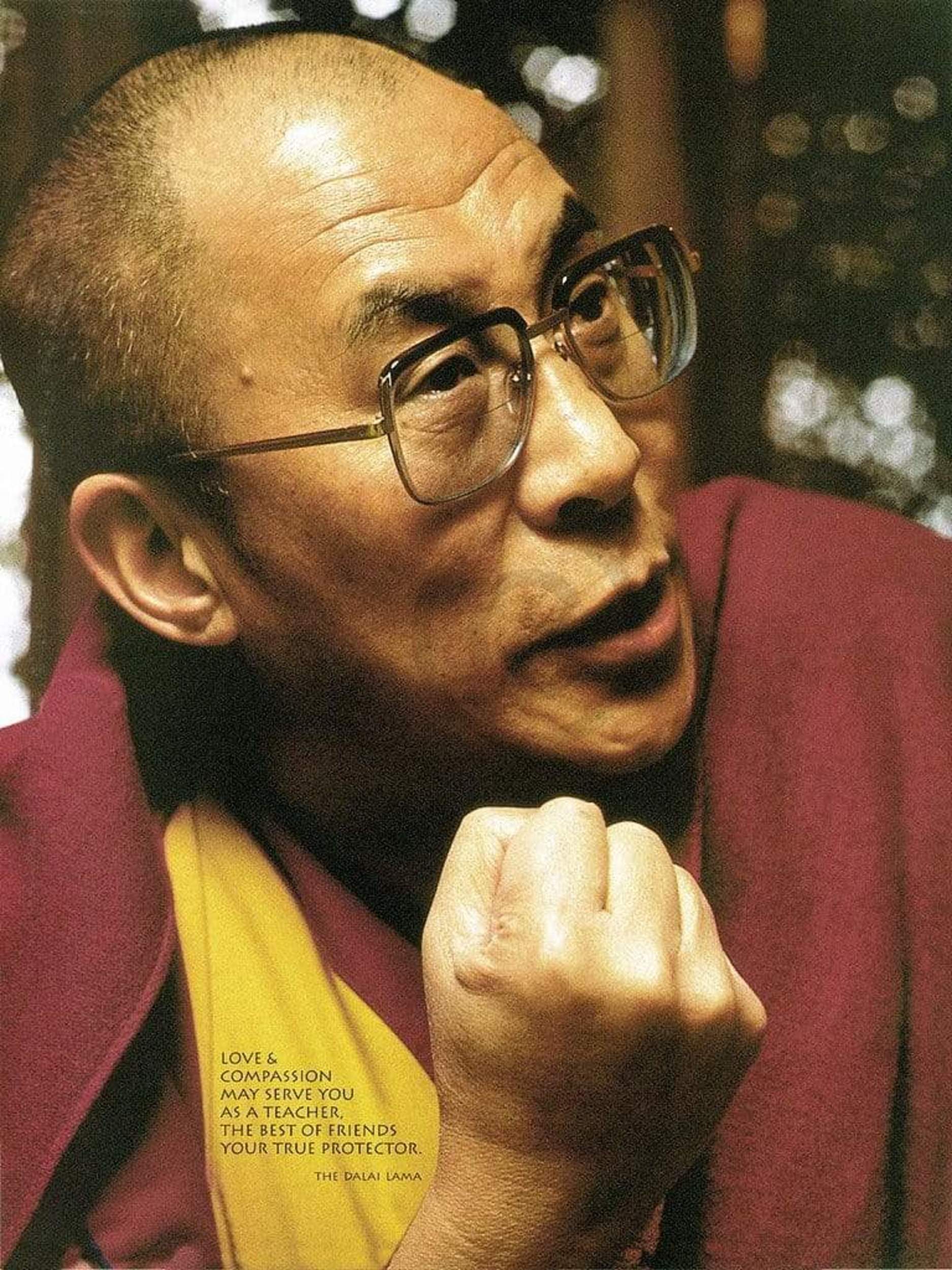 Liby  Dalai Lama Kunstdruk 48x70cm | Posters.nl