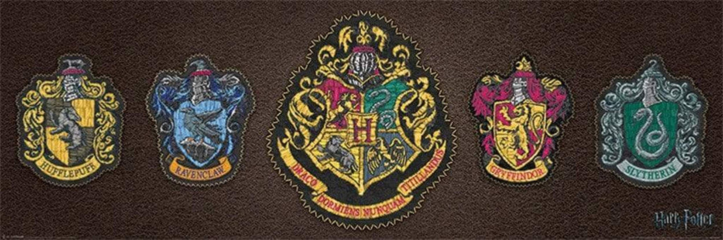 Pyramid Harry Potter Crests Poster 91,5x30,5cm | Posters.nl