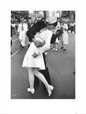Kunstdruk Time Life War Time Kiss 60x80cm Pyramid PPR40446 | Posters.nl