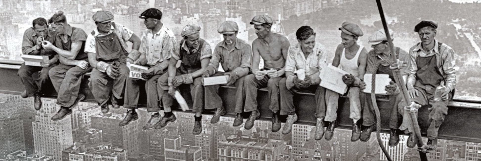Grupo Erik PPGE8084 Lunch Atop A Skyscraper Poster 158X53cm | Posters.nl