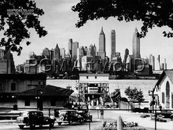 Liby  New York Island Kunstdruk 80x60cm | Posters.nl