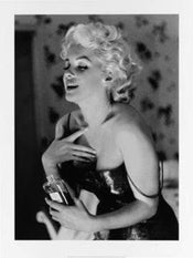 Ed Feingersh  Marilyn Monroe Chanel No.5 Kunstdruk 60x80cm | Posters.nl
