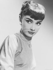 Hero  Audrey Hepburn Portrait Kunstdruk 60x80cm | Posters.nl