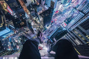 Pyramid On the Edge of Times Square Poster 91,5x61cm | Posters.nl