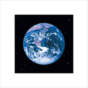 Pyramid The Earth Kunstdruk 40x40cm | Posters.nl